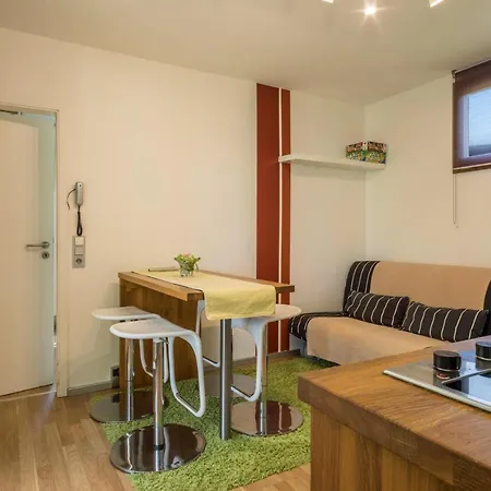 度假居 Am Heidenbach 德根豪塞尔塔尔